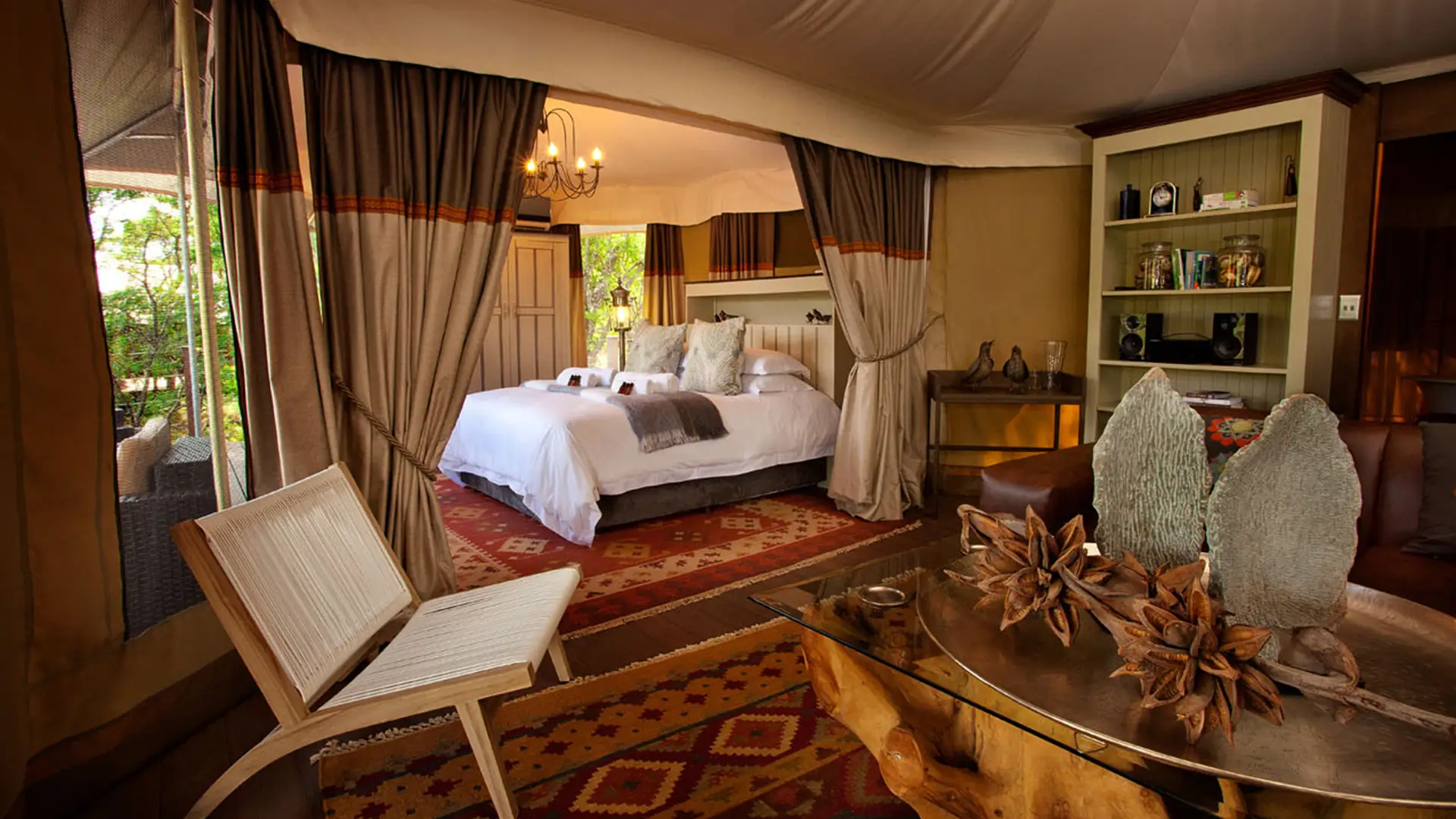 hippo-interior-3