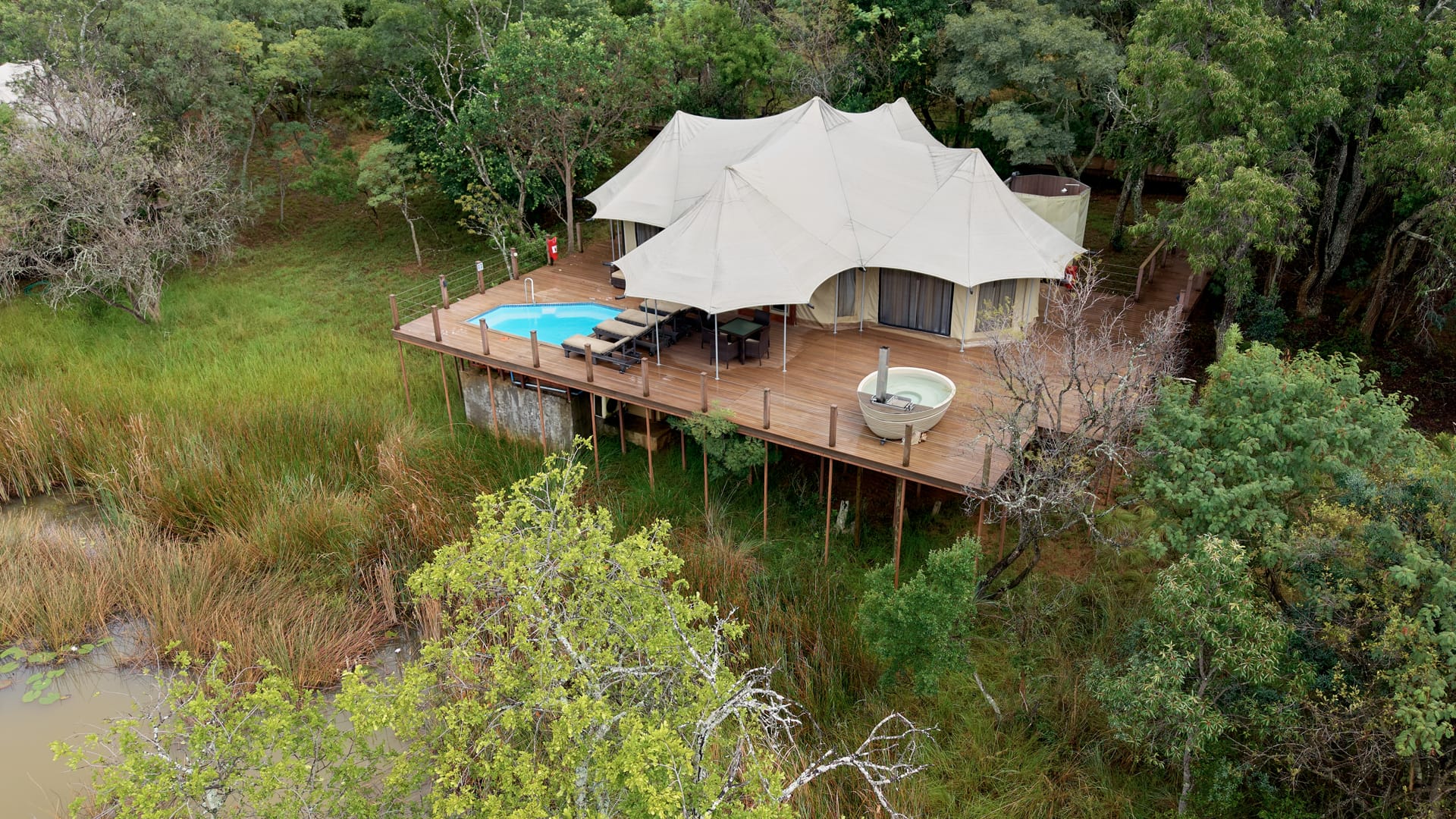 hippo-exterior-10