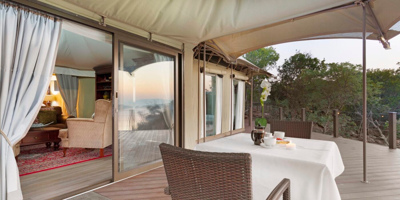 exclusive safari lodge