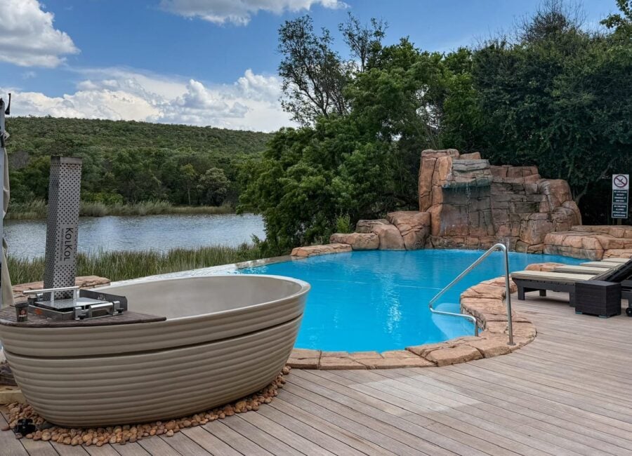 lakeside-exterior-9